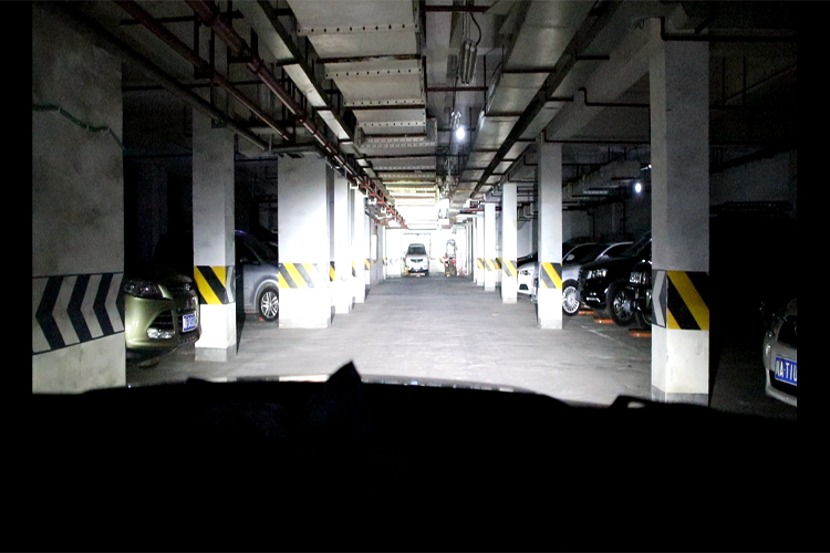 格界LED雙光透鏡遠光實拍