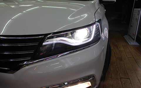 成都天一車燈榮威RX5車燈升級效果