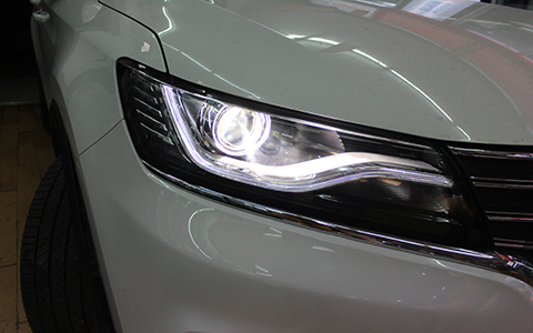 成都天一車燈榮威RX5車燈升級效果