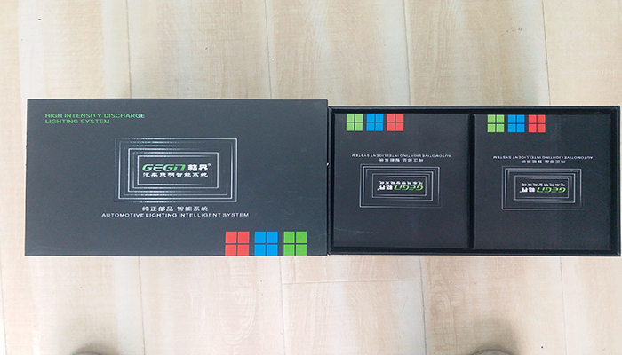 成都天一車燈改裝格界LED雙光透鏡實(shí)拍