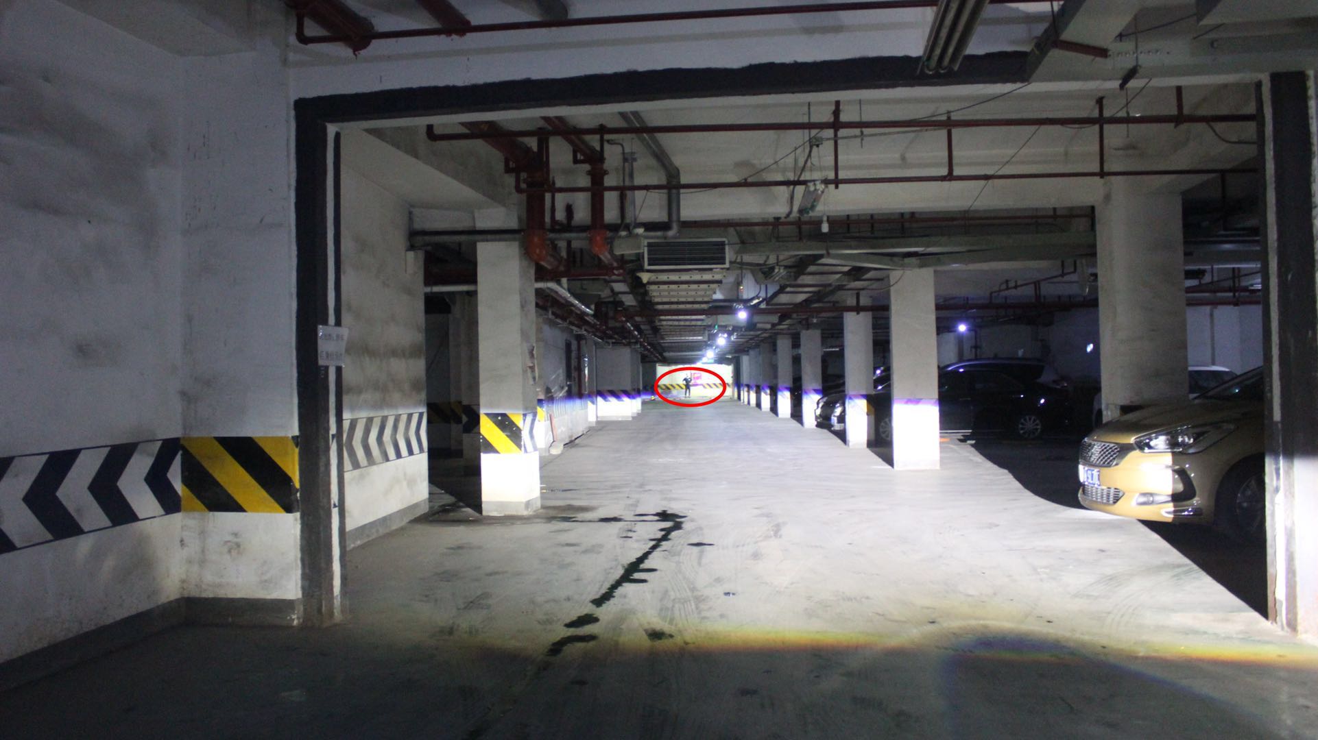 成都天一車燈保力獅Laser激光大燈近光實(shí)拍