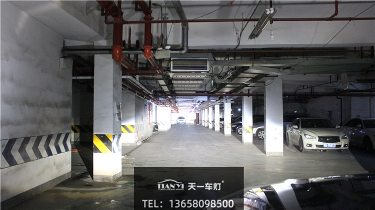 成都天一車燈保力獅Laser激光大燈遠(yuǎn)光實(shí)拍