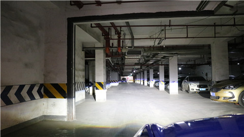 瑪莎拉蒂吉博力車燈改裝完成后遠近光效果實拍