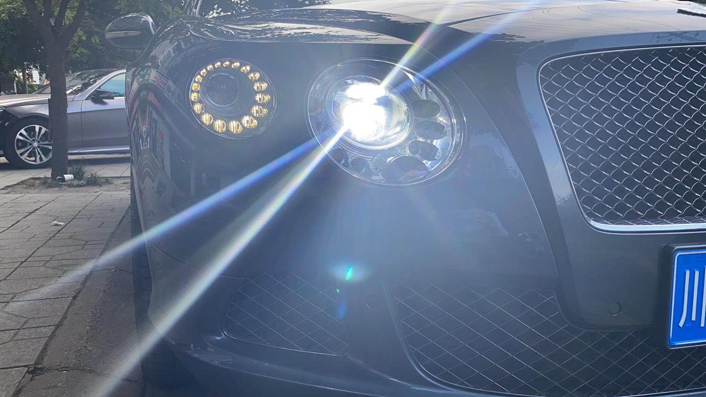 成都改車(chē)燈