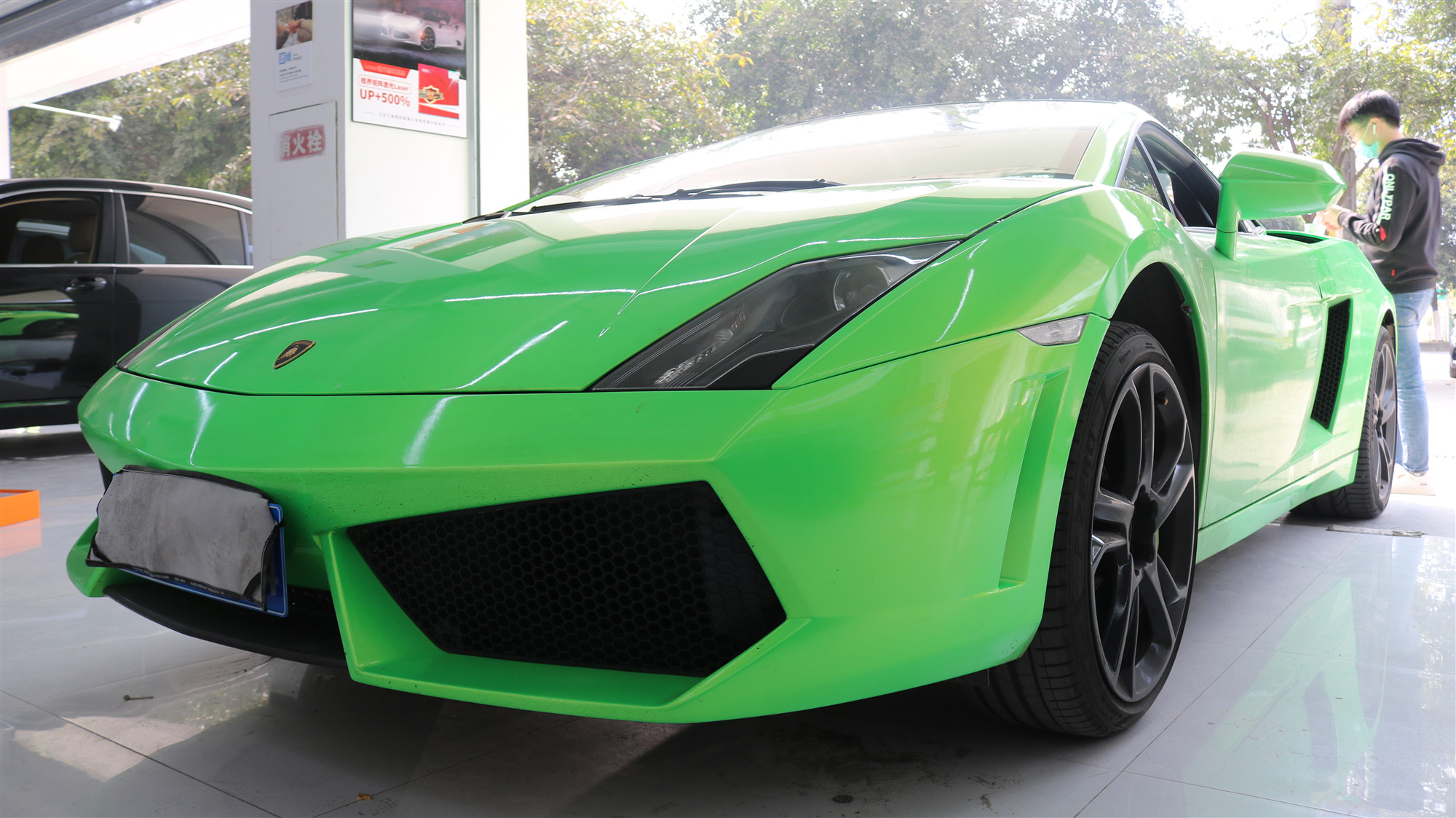 蘭博基尼蓋拉多車(chē)燈改裝激光大燈